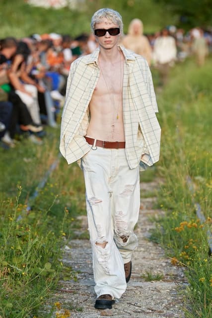 Études S/S 23 Men's Show — Études