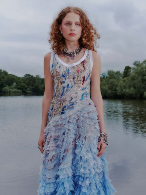 Alexander McQueen Resort/Cruise 2022 Loo... — Alexander McQueen