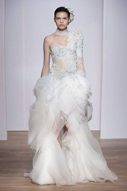 Yiqing Yin Haute Couture Fall 2013 Show — Yiqing Yin