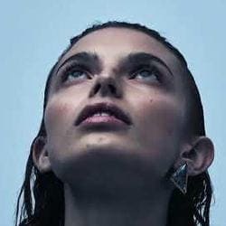 Unknown Awareness — L'Officiel Italia