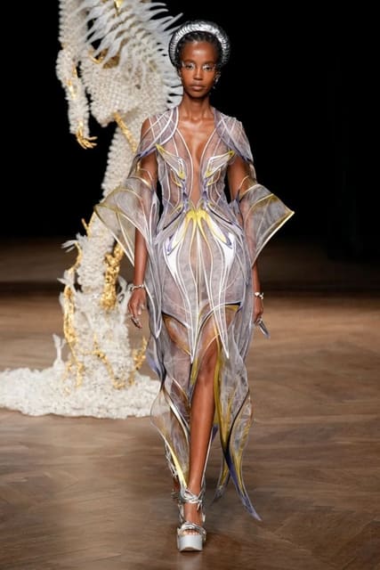 Iris van Herpen Haute Couture Fall 2022 — Iris van Herpen