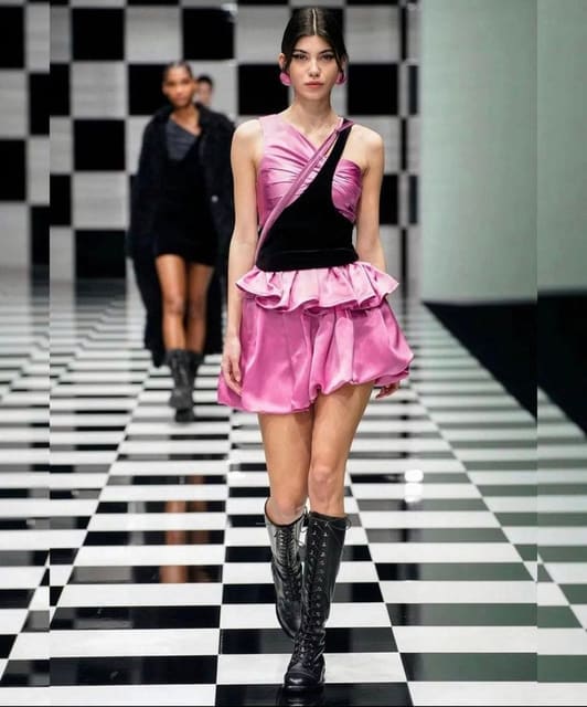 Emporio Armani F/W 22 Show — Emporio Armani