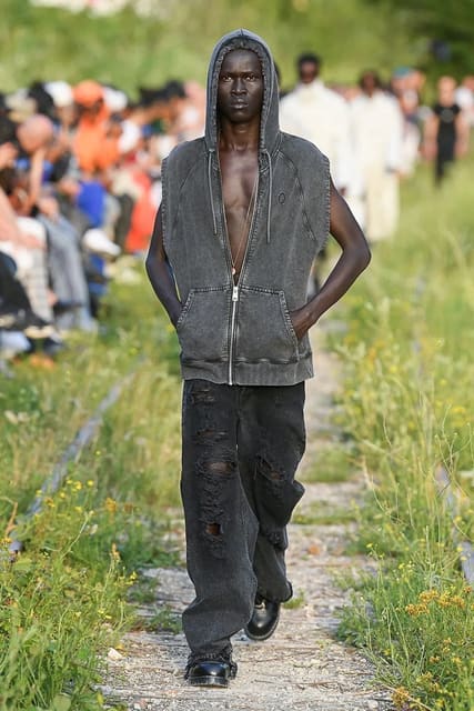 Ajak Deng Chol — 7