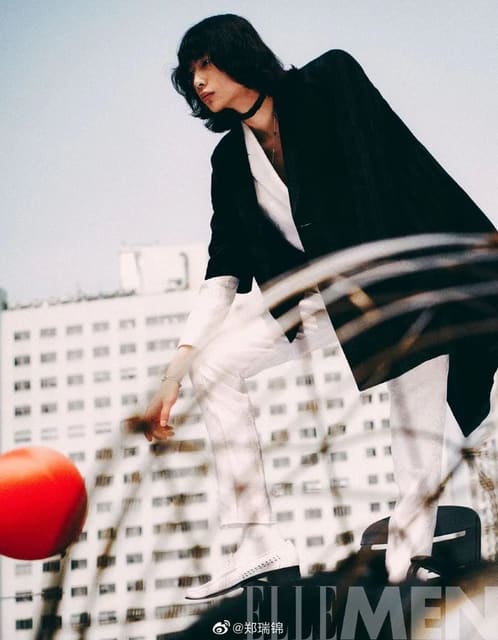Where Border Dissolves 边界消失处 — Elle Men China