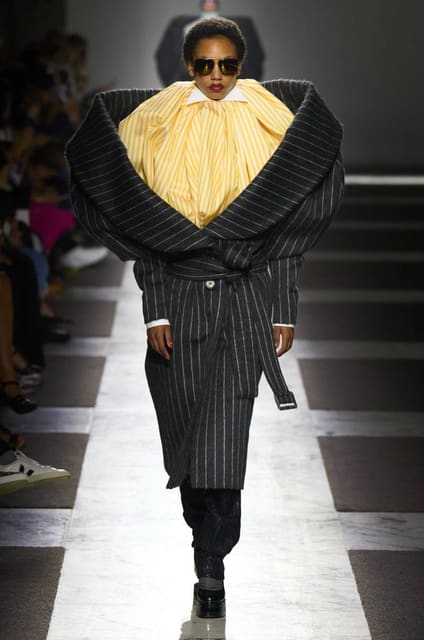 Viktor & Rolf Haute Couture Fall 2022 Sh... — Viktor & Rolf