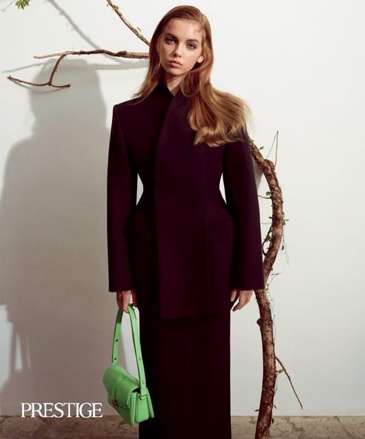 BLURRED LINES — Prestige International Magazine France