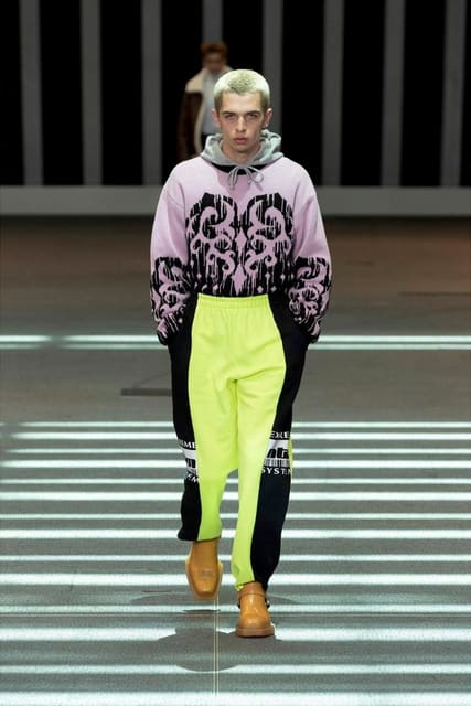 VTMNTS S/S 23 Show — Vetements