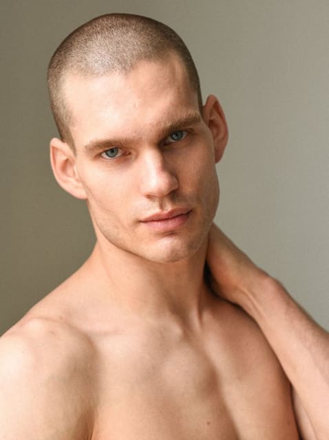Ivan Zaretski — 11