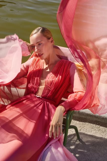 La Métamorphose — Vogue China