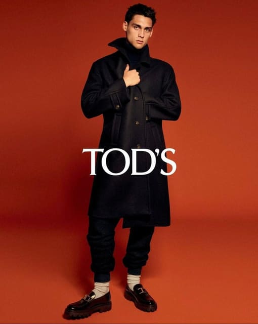 Tod's F/W 2022 Campaign — Tod's