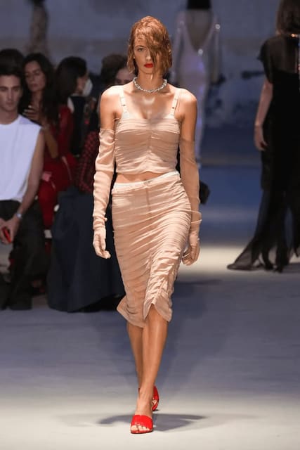 No. 21 S/S 23 Show — N21