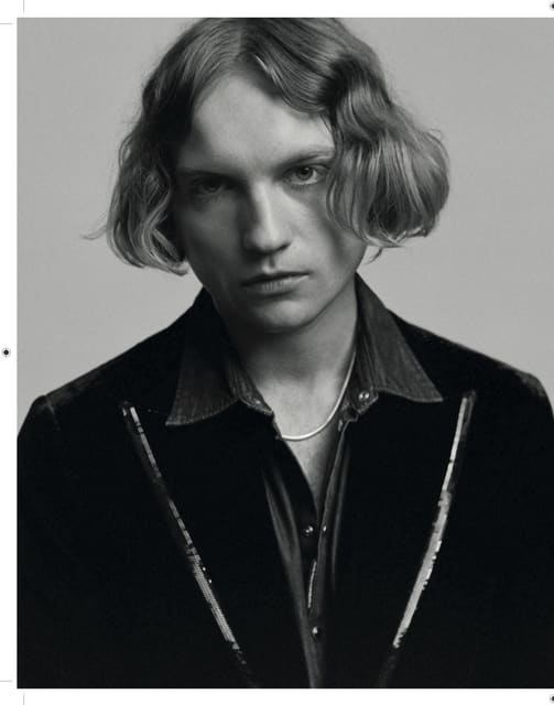 Lukas Ionesco — 4