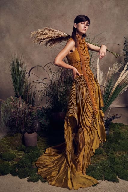 Harper's Bazaar Arabia cover story — Harper's Bazaar Arabia