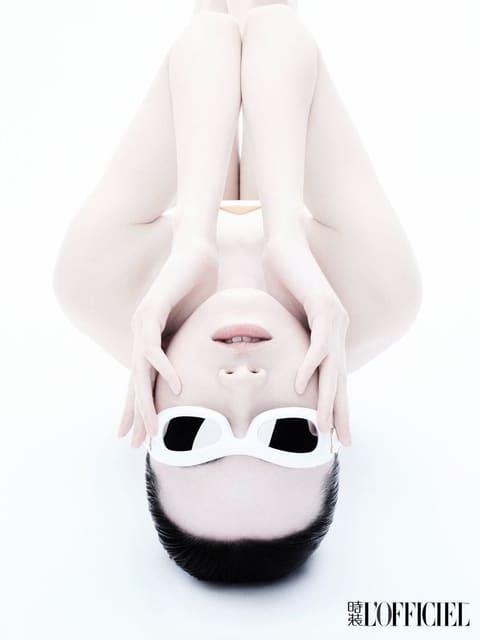 UTTER SPACE — L'Officiel China
