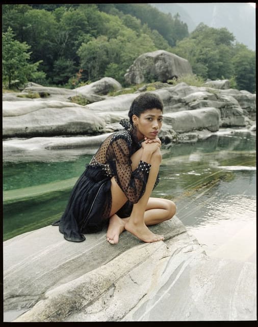 Aware of the flow — Vogue.it