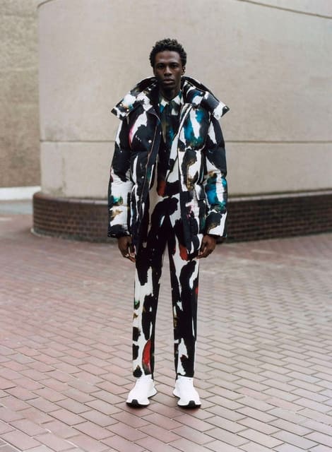 Alexander McQueen Pre-Spring/Summer 2023... — Alexander McQueen