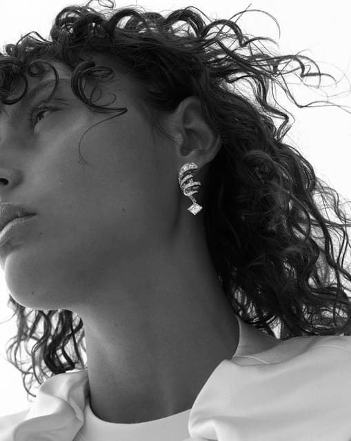 L'éclat blanc des diamants — Marie Claire France