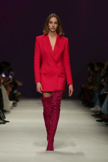 Genny F/W 22 Show — Genny