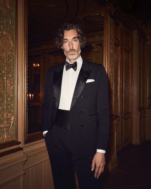 Holiday ‘22 by Niklas Nyman — Eton of Sweden