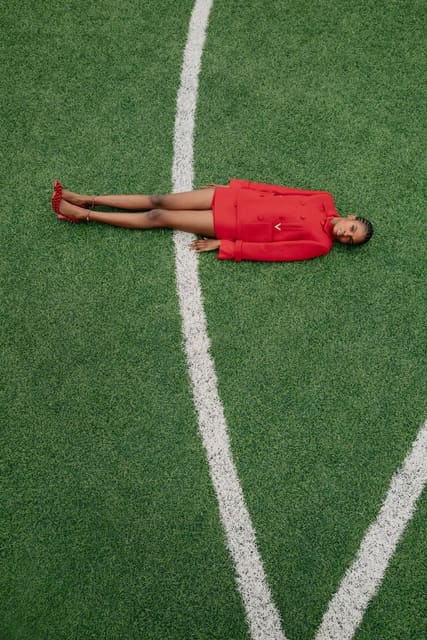 Taking The Field — L'Officiel Italia