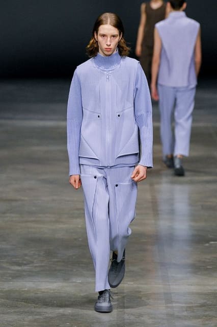 Homme Plissé Issey Miyake F/W 23 Show — Issey Miyake