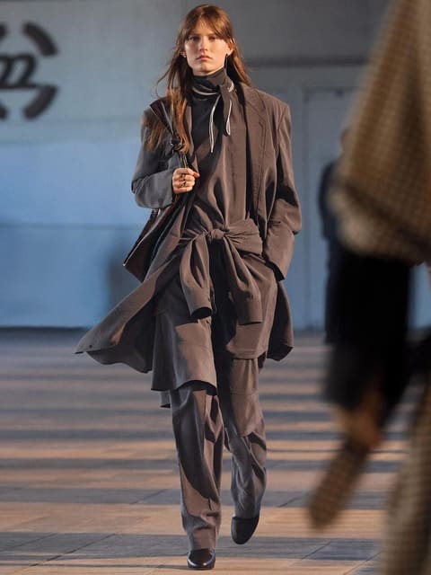 Sade van der Hoeven — 3