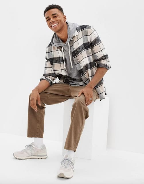AE Ecomms FW22 — American Eagle