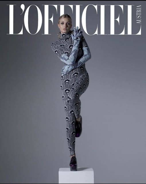 L'Officiel Austria December 2021 Digital... — L'Officiel Austria