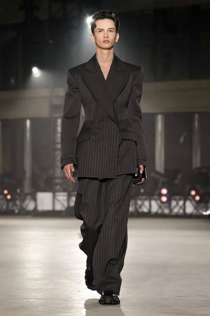 Simkhai F/W 23 Show — Simkhai