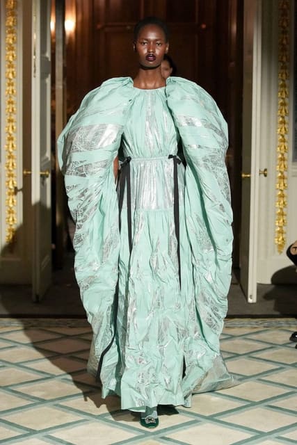 Roksanda F/W 23 Show — Roksanda