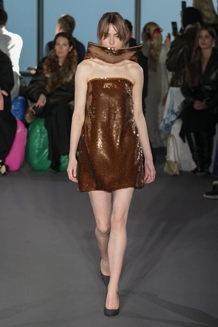 Christopher Kane F/W 23 Show — Christopher Kane