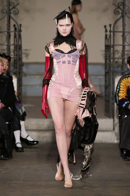 Dilara Findikoglu F/W 23 Show — Dilara Findikoglu