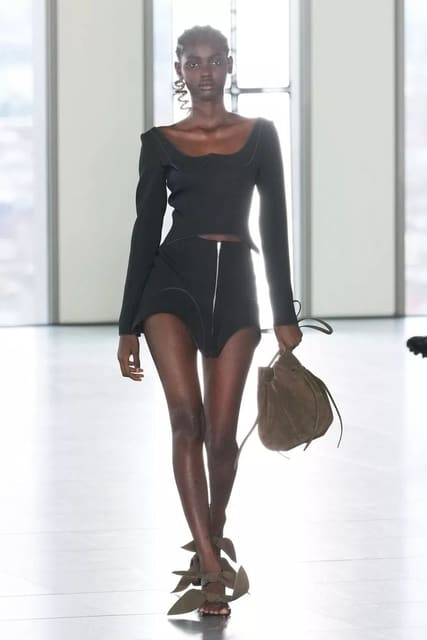 Yuzefi F/W 23 Show — Yuzefi
