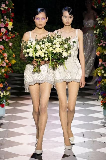 Richard Quinn F/W 23 Show — Richard Quinn