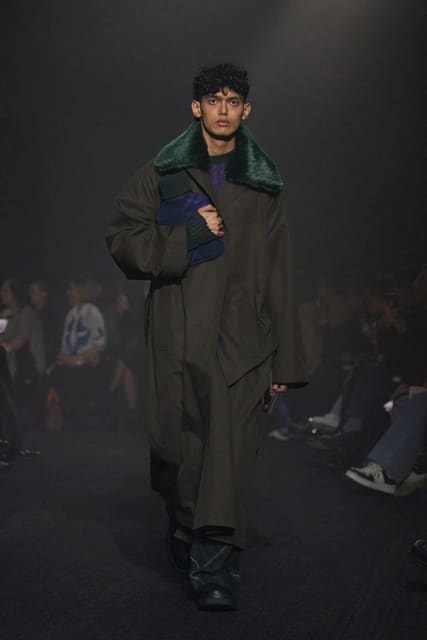 Neo Sarraf — 5