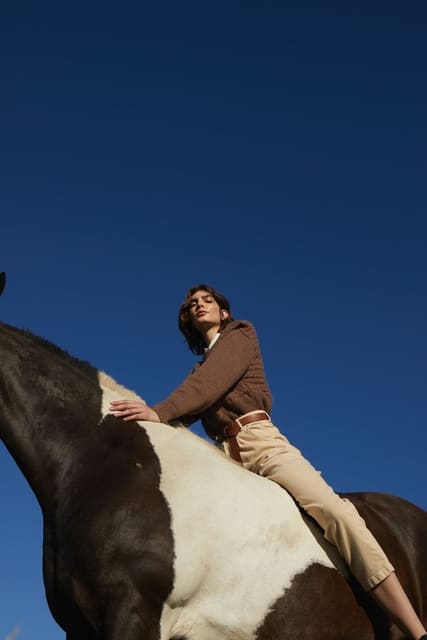 Leutthe AW 21 Campaign