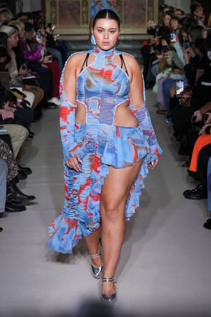 Ester Manas F/W 23 Show — Ester Manas