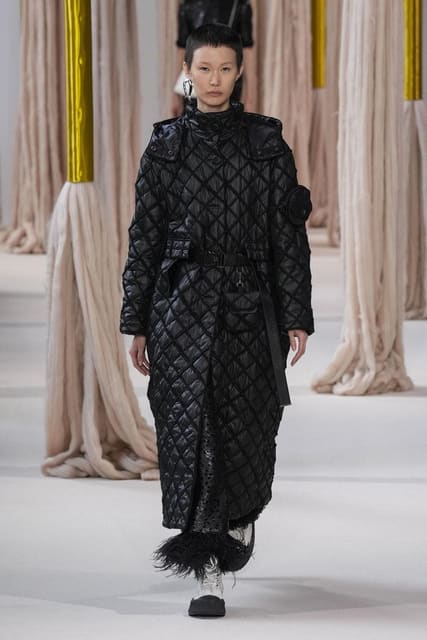 Shiatzy Chen F/W 23 Show — Shiatzy Chen