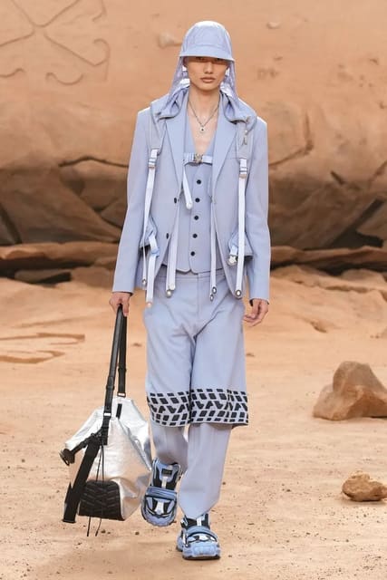 Off-White F/W 23 Show — Off-White