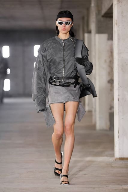 Heliot Emil F/W 23 Show — Heliot Emil