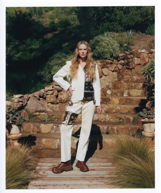 Easy Elegance — Harper's Bazaar Greece