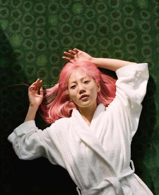 Morning, Seoul — The Ones 2 Watch