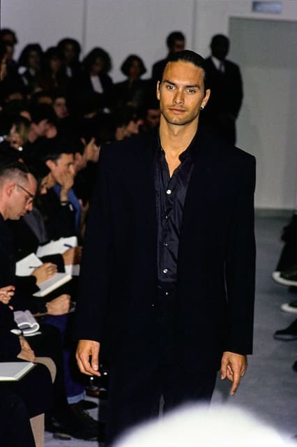 Helmut Lang F/W 1994 Show — Helmut Lang