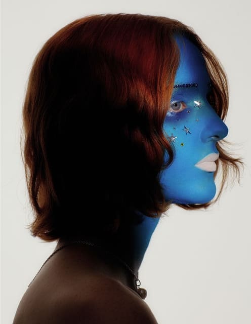 Ins Blaue — Tush Magazine