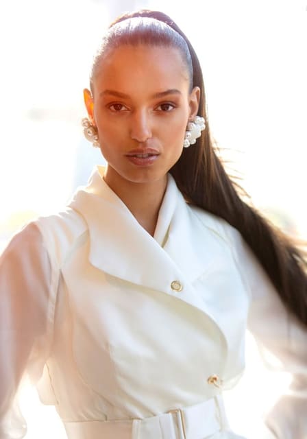 Photography by Bell Soto — L'Officiel Brasil