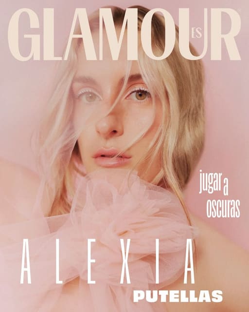 Glamour Spain April 2023 Cover — Glamour Spain