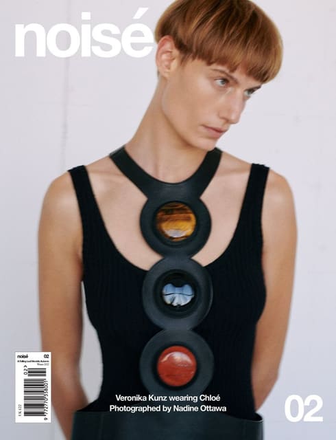 noisé 02 A FALLING LEAF HERALDS AUTUMN 2... — Noisé Magazine