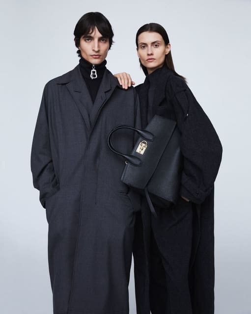 LUISAVIAROMA PRIVILEGE — LUISAVIAROMA