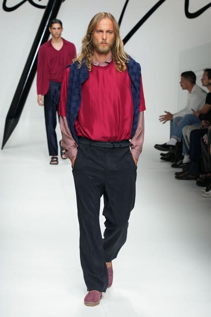 Giorgio Armani S/S 24 Men's Show — Giorgio Armani