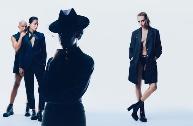 Throwback to Karl Lagerfeld Tribute Caps... — Tetu